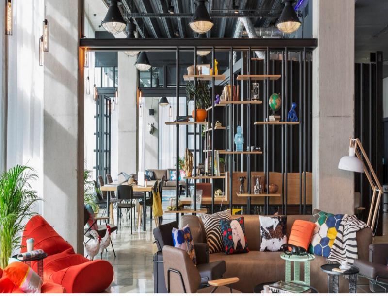 Moxy Katowice Airport Hotel Pyrzowice Buitenkant foto
